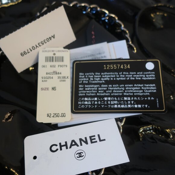 Authentic Chanel Black Interlock CC Patent Leather Bonbons Shopper Tote Handbag - Picture 15 of 16